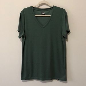 THE NORTH FACE ribbed v-neck tee